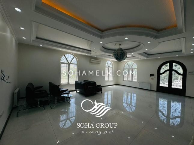 1070 متر باغ ویلای کلاسیک در شهریار