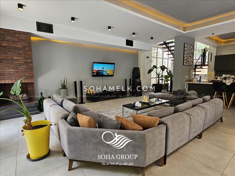 940 متر باغ ویلای بسیار لوکس و زیبا در فردیس کرج