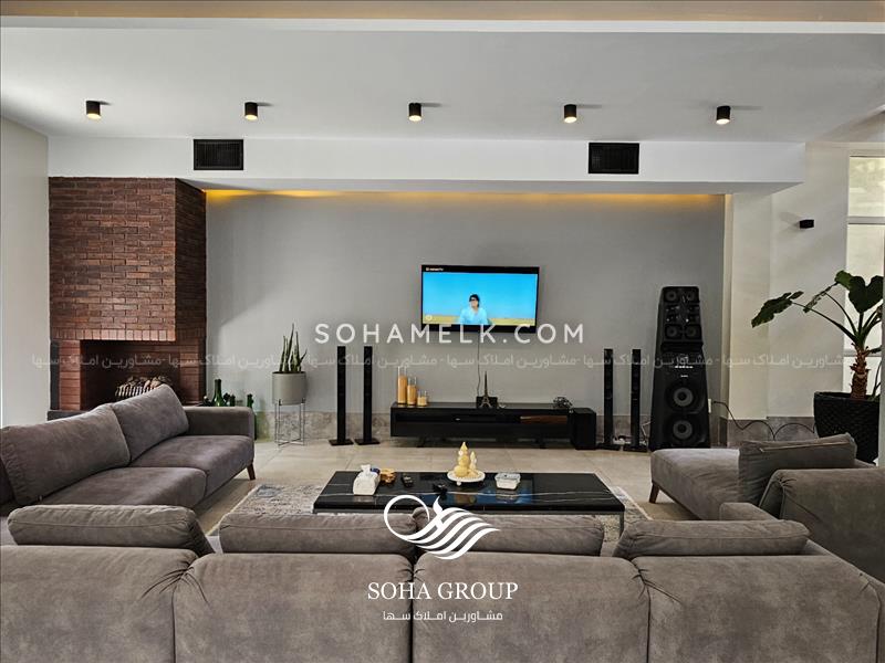 940 متر باغ ویلای بسیار لوکس و زیبا در فردیس کرج