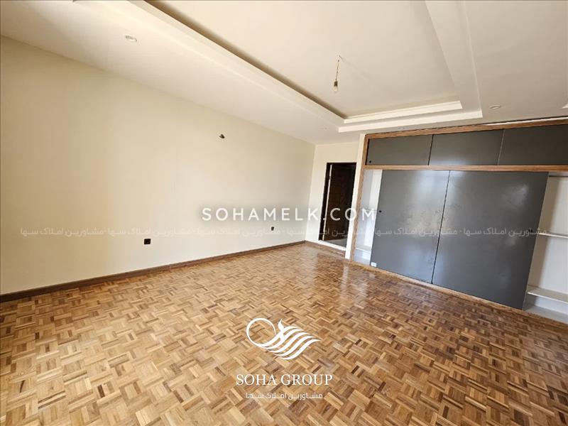 900 متر باغ ویلای لوکس در بهترین لوکیشن فردیس کرج