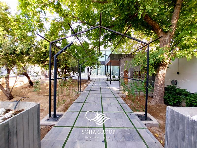 2500 متر باغ ویلای لوکس در منطقه کهنز شهریار