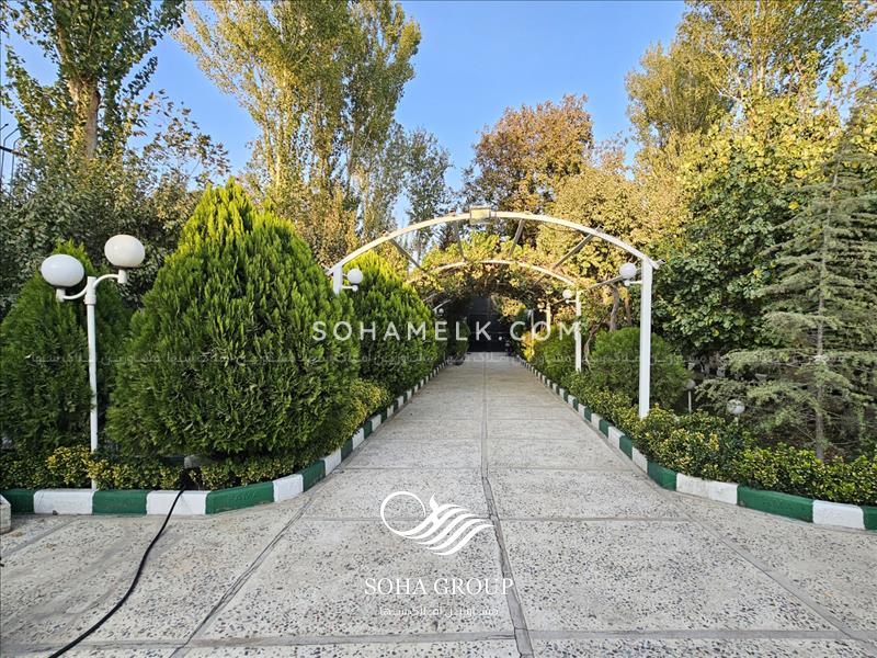 1050 متر باغ ویلای فوق العاده زیبا در کردزار شهریار