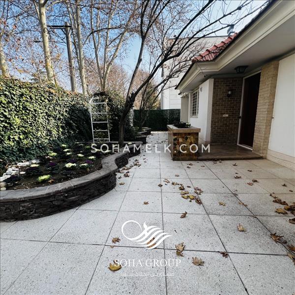 750 متر باغ ویلای بازسازی شده در دهکده ویلایی فردیس