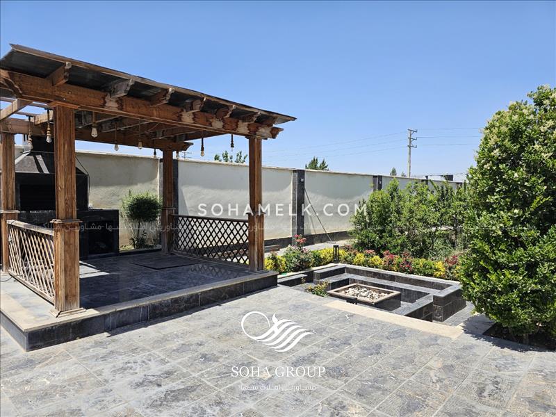 750 متر باغ‌ویلای زیبا در ملارد ویلای جنوبی