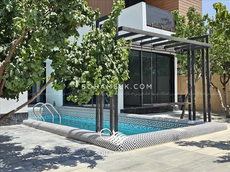 1040 متر باغ ویلای لوکس و مدرن در منطقه شهریار