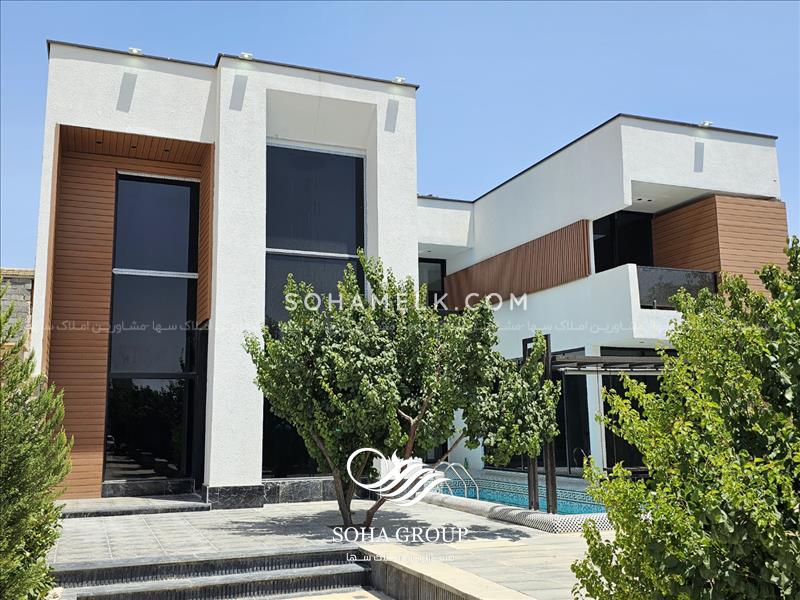 1040 متر باغ ویلای لوکس و مدرن در منطقه شهریار