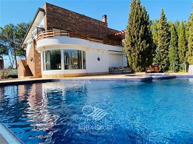 زیباترین باغ ویلای شهرک زیبادشت محمدشهر 