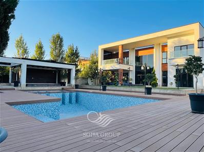 فروش2480متر باغ ویلا لوکس و زیبا درشهرک ویلایی زیبادشت