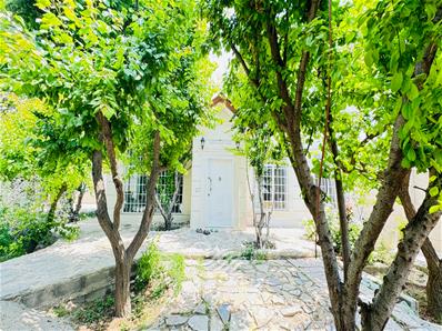 348متر باغ ویلا نقلی  دوبلکس