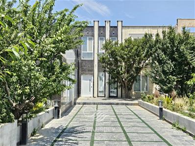 750 متر باغ ویلای زیبا ، 430 متر ویلا دوبلکس 3 خواب ، استخر سرپوشیده با جکوزی ، تراس ، آلاچیق ، انشعابات قانونی ، سند تک برگ در کردزار شهریار