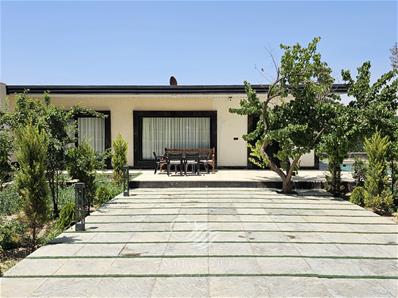 430 متر باغ ویلای نقلی ، 100 متر ویلای 2 خواب ، استخر 4 فصل ، سوئیت سرایداری ، فول فرنیش ، سند تک برگ ، محوطه سازی و نورپردازی واقع در اسفند آباد ملارد