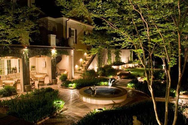 تکنیک های نورپردازی در باغ ویلا