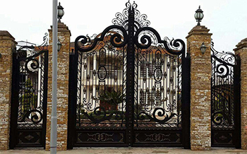 درب های ورودی باغ ویلا