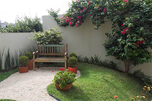 طراحی فضای سبز حیاط خانه ویلایی 